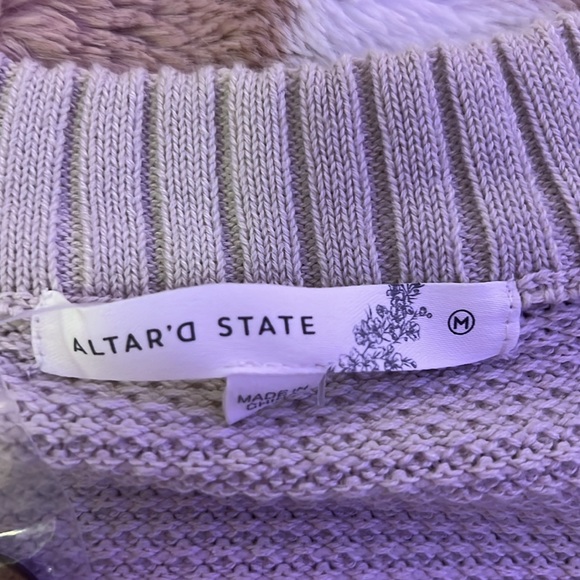 Altar’d state V-neck sweater - Picture 2 of 4